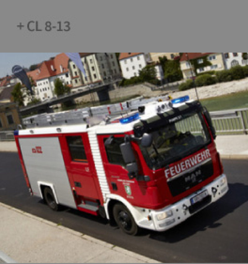 CL813